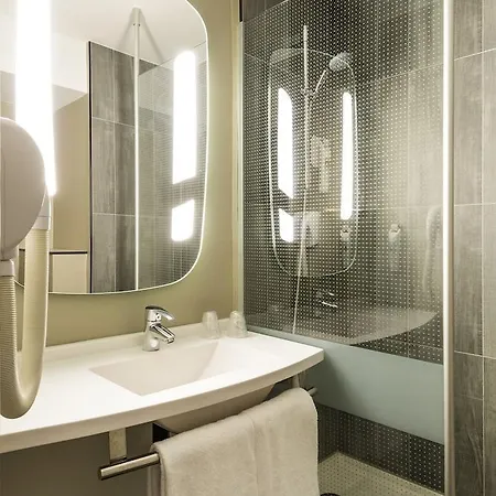 Ibis Avenue De La Republique 3* Paris
