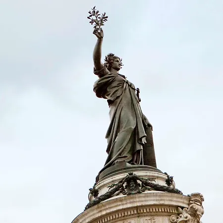 Ibis Avenue De La Republique 3*