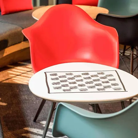 Ibis Avenue De La Republique Hotel 3*