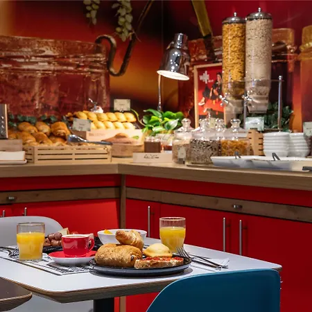 Hotel Ibis Avenue De La Republique 3*