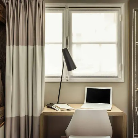 Hotel Ibis Avenue De La Republique 3*