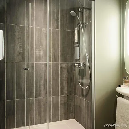 Ibis Avenue De La Republique Hotel 3*