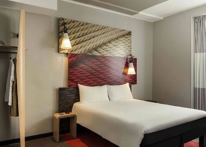 Ibis Avenue De La Republique Hotel 3*