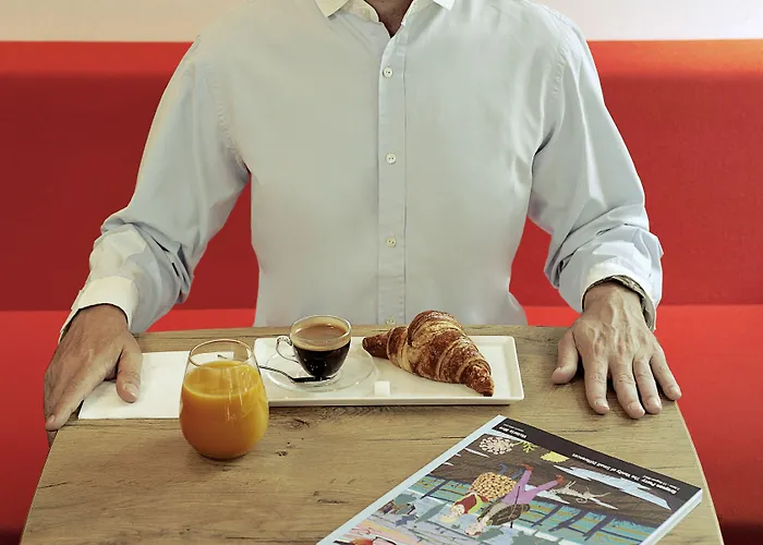 Ibis Avenue De La Republique Paris