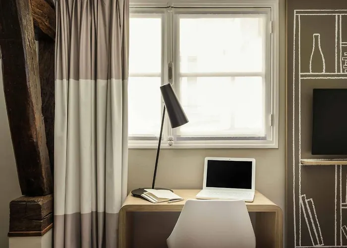 Ibis Avenue De La Republique Hotel