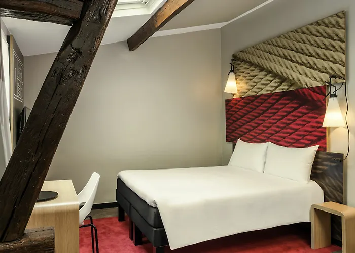 Ibis Avenue De La Republique Hotel